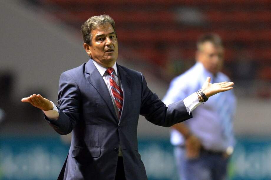 Jorge Luis Pinto criticó cambio de técnico en selección mexicana