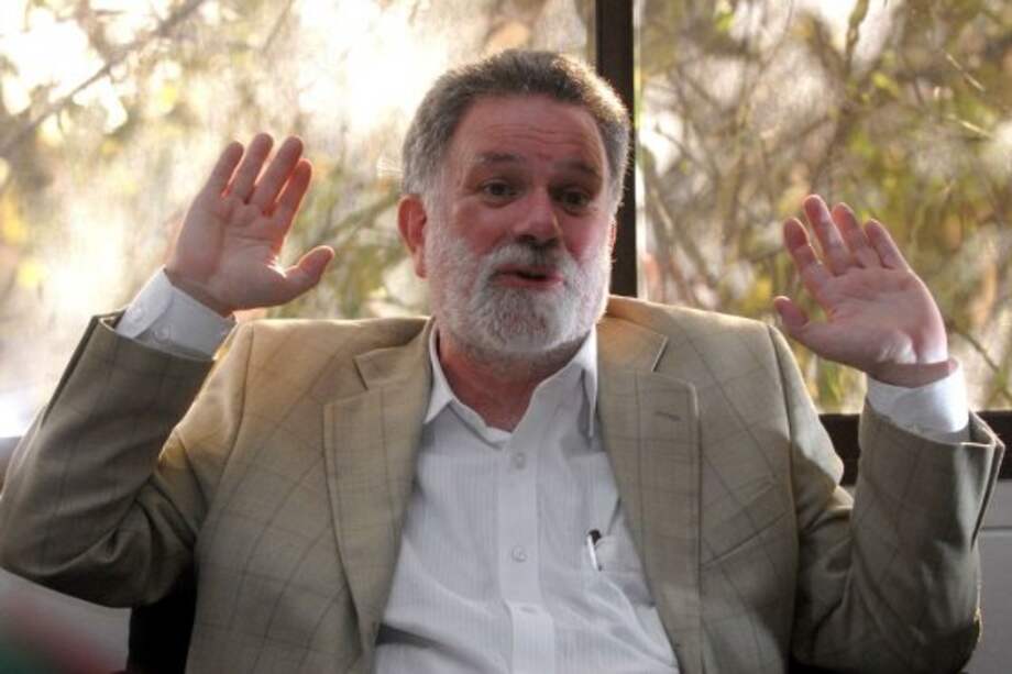 Fiscalía espera que excomisionado de paz comparezca a proceso por "falsa desmovilización"