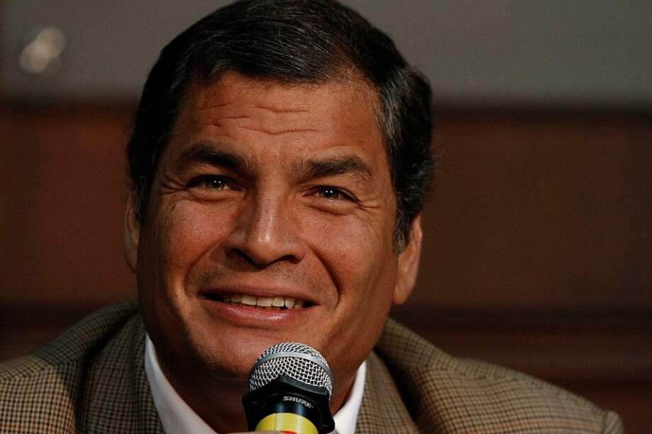 Correa anhela que proceso de paz en Colombia llegue a feliz término