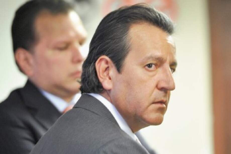 Fiscalía acusará el 29 de marzo a Edmundo del Castillo y César Mauricio Velásquez por "chuzadas"