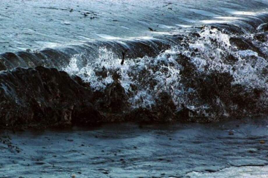 En caso de malas condiciones climáticas la mancha puede propagarse aún más, afectando tanto el mar, como la atmósfera.