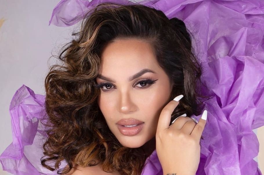 Andrea Valdiri, creadora de contenido para redes sociales.