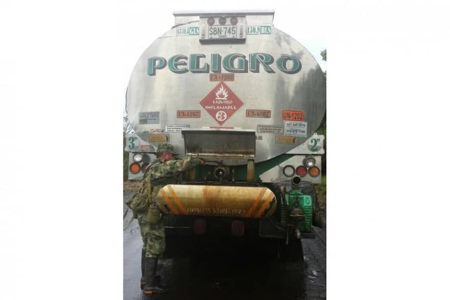 El ejécito logró evitar el derrame de 1.120 barriles de petróleo /Ejército