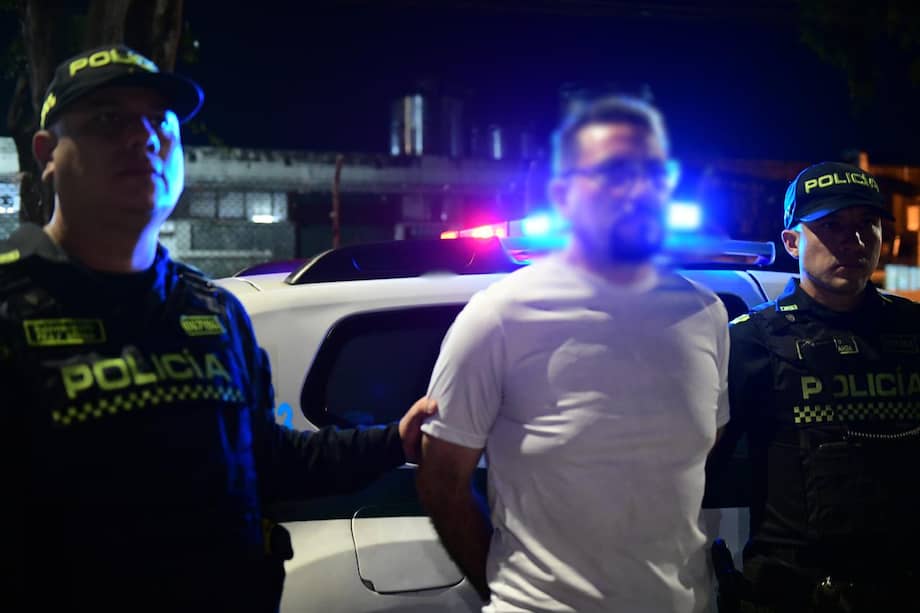 El hombre fue capturado en espacio público del barrio Los Colores.