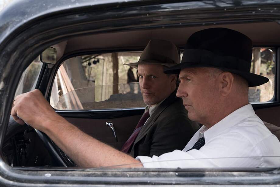 Kevin Costner y Woody Harrelson en la película "The highwaymen" (Emboscada final). / Cortesía