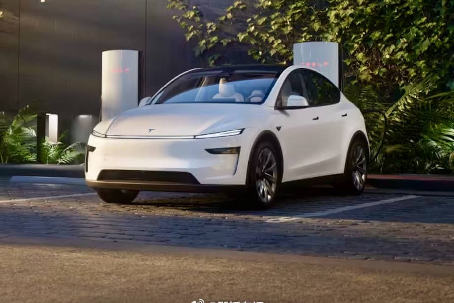 Este modelo, desarrollado bajo el código interno Juniper, incorpora cambios que recuerdan las modificaciones realizadas al Model 3 en 2023, combinando elementos de diseño provenientes de otros proyectos de Tesla.