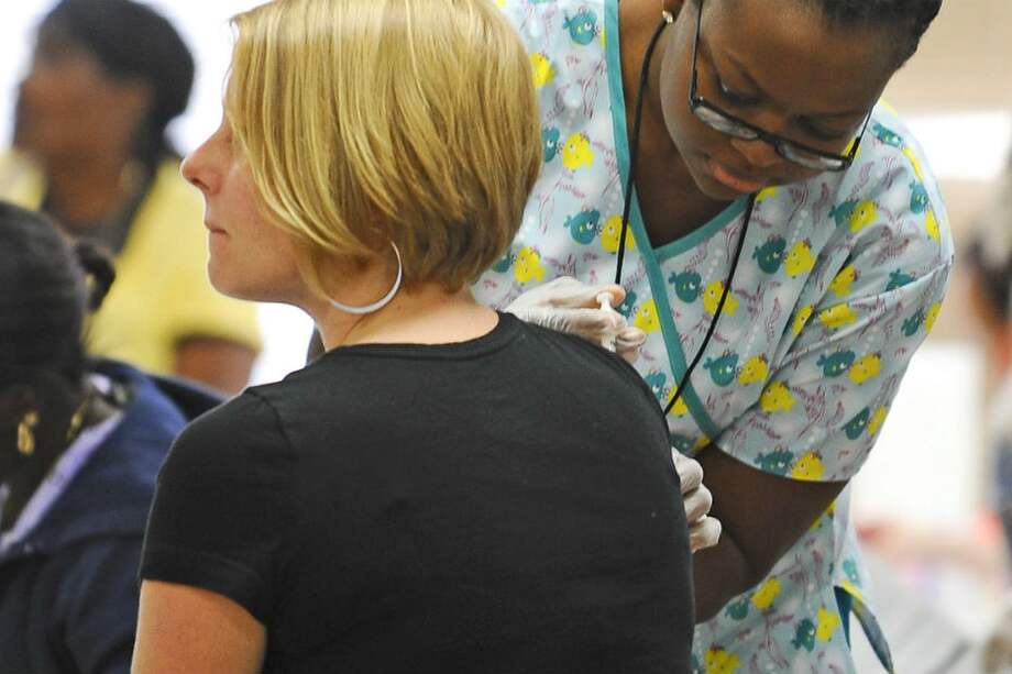 Asciende a 13 el número de muertes por gripe H1N1 en Argentina