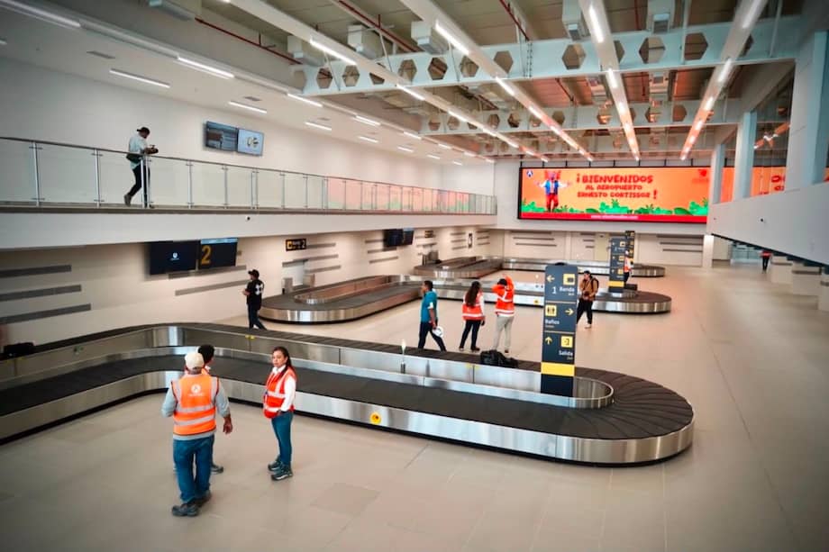 La entrega hace parte del proceso de renovación del aeropuerto de Barranquilla.