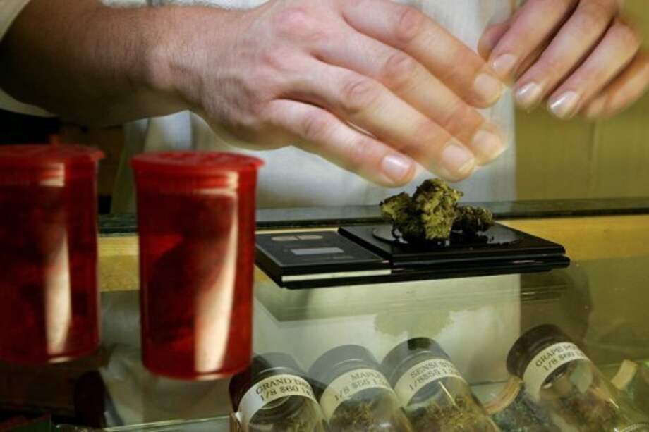 En Uruguay advierten que producción de marihuana no alcanzará a cubrir demanda