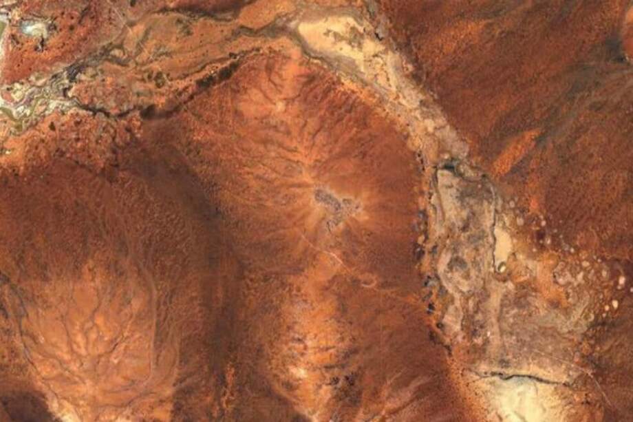 El cráter Yarrabubba se encuentra entre las localidades de Sandstone y Meekatharra (Australia). / Agencia Sinc - Google Maps