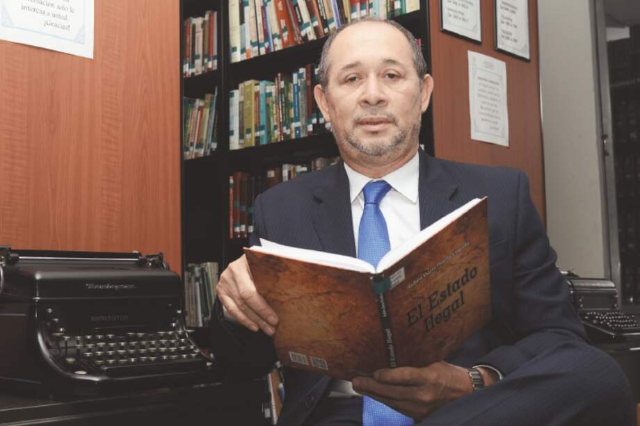 El magistrado Rubén Pinilla pidió investigar al expresidente Álvaro Uribe. / Archivo El Espectador