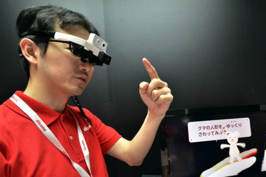 ¿No lee usted el japonés? Unos anteojos traductores lo permitirán