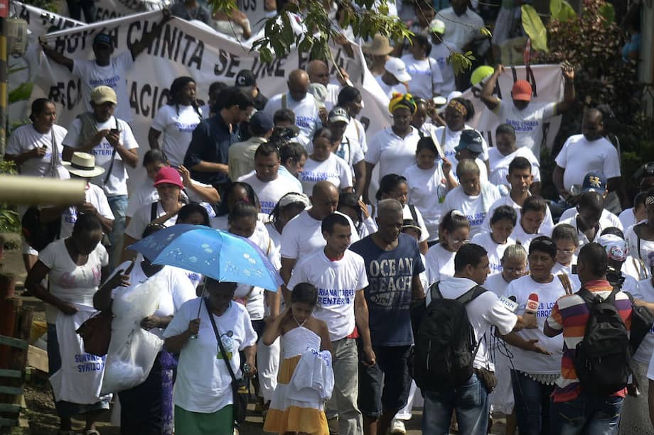 Víctimas de la masacre de La Chinita en un acto de perdón con las Farc. 2016. / Archivo El Espectador