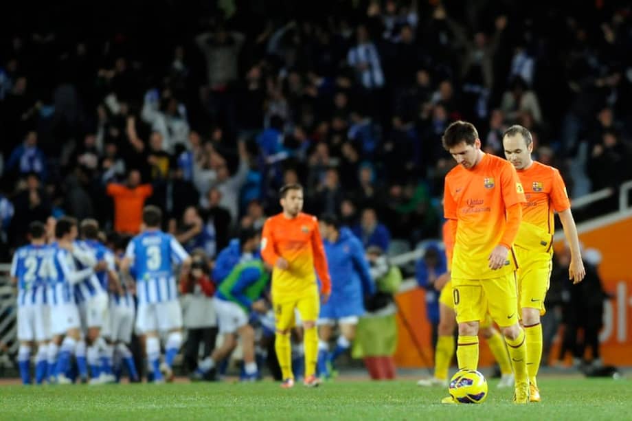 Primera vez en la temporada que los jugadores del Barcelona salen sin rostros felices de un partido / AFP