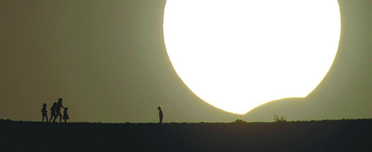 El eclipse solar de este 25 de octubre en la luna nueva en Escorpio, tendrá un mayor efecto en 4 signos del zodiaco.