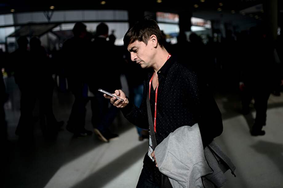 Efectos de exposición a Internet y las pantallas en la lectura preocupan a científicos