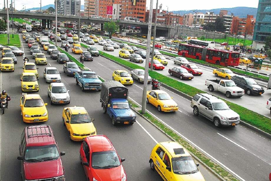 Autopista Norte en Bogotá. / El Espectador.
