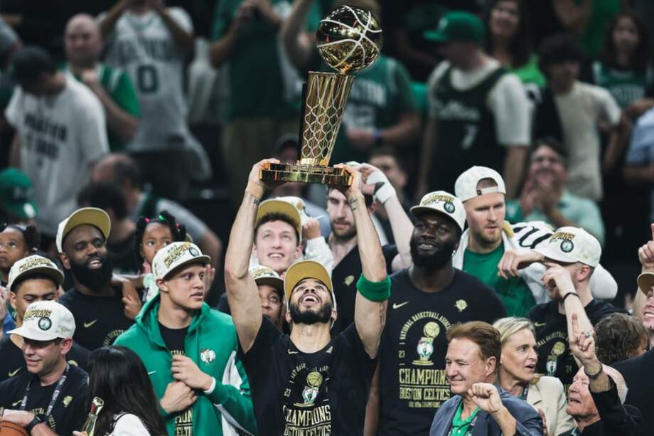 Los Boston Celtics celebran su título número 18 en la historia de la NBA.