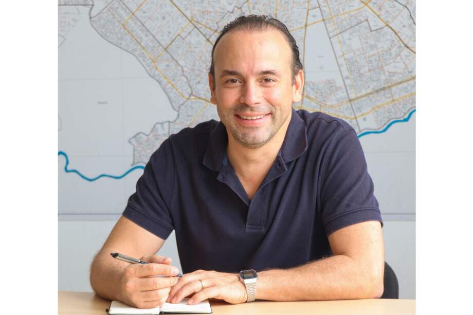 Alejandro Eder fue candidato a la Alcaldía de Cali en las elecciones regionales de 2019.