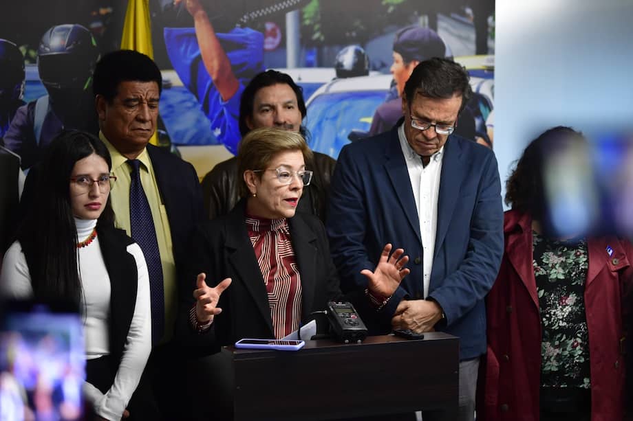 La ministra de Trabajo, Gloria Inés Ramírez, espera que las discusiones no se extiendan más allá del 24 de diciembre.