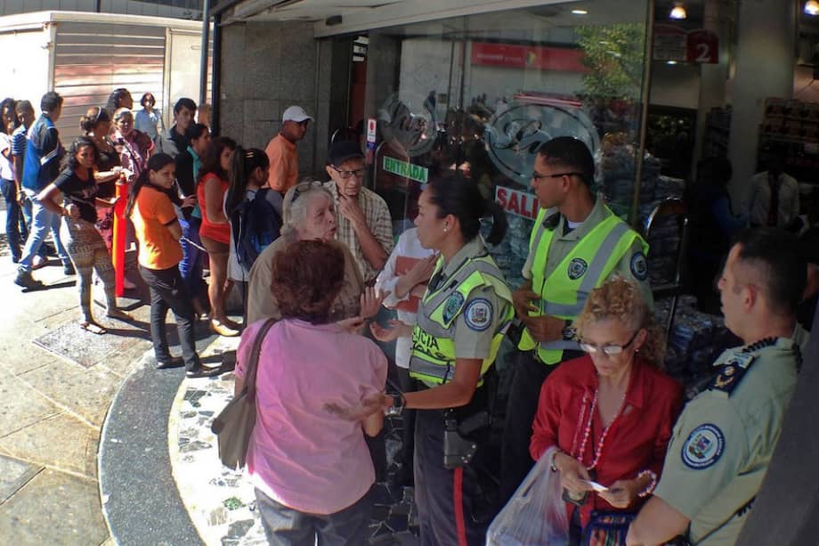 Venezuela confirma que mafia penetró cuerpos policiales