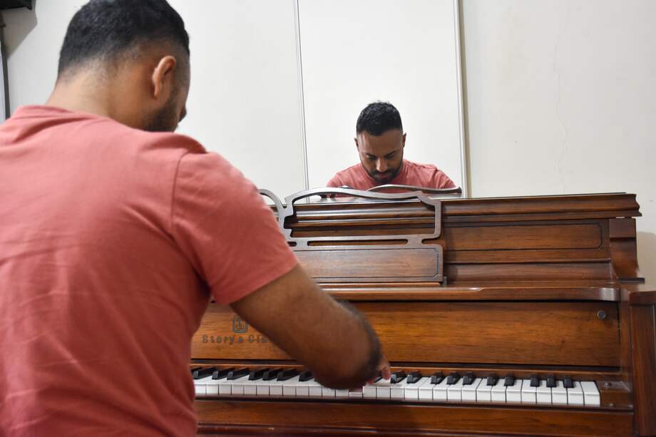 Héctor Vargas fue el único colombiano y latinoamericano que participó en el Sicily international piano festival and competition.