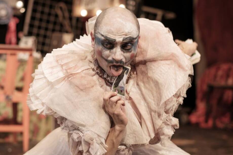 Desde el ocho de octubre llega catatonia a casa ensamble