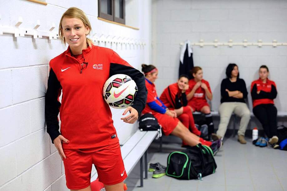 Stephanie Roche, la irlandesa que pelea por el Premio Puskas. Foto: AFP