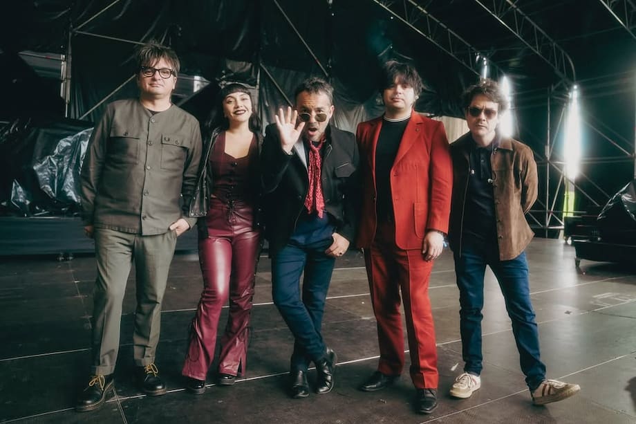 Mauricio Durán, Cancamusa, Álvaro López, Francisco Durán y Gonzalo López, integrantes de Los Bunkers, tras su presentación en el Festival Cordillera de Bogotá (2025).