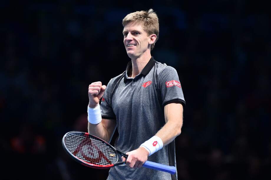 Kevin Anderson venció en dos sets a Dominic Thiem. / AFP