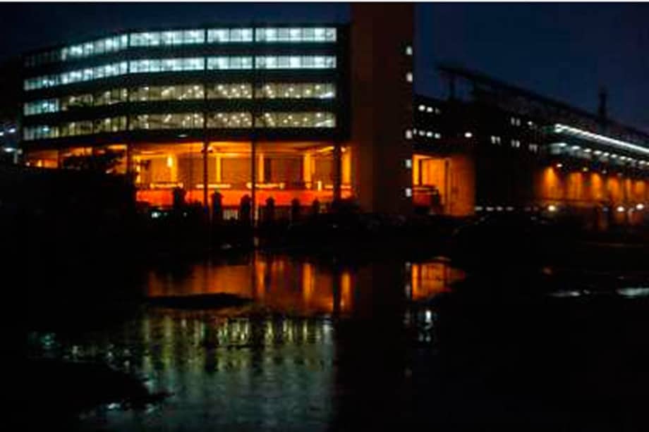 Los alrededores de la cancha de Colón rodeados de agua / José Almeida / Ole.com.ar