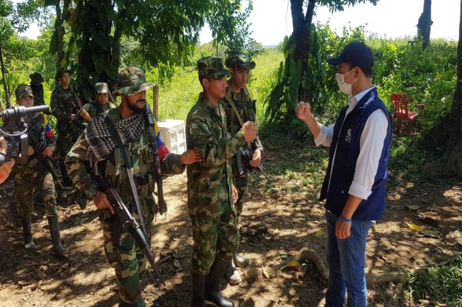 La Defensoría del Pueblo recibió a Brayan David Suescún, quien estaba secuestrado desde finales de septiembre. /Defensoría del Pueblo