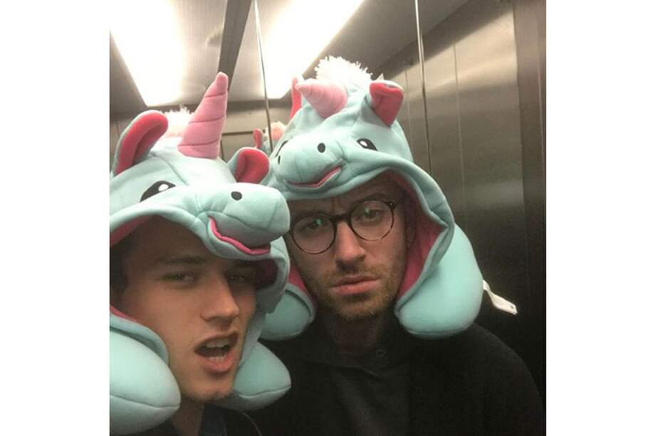 Brandon Flynn y Sam Smith en su primera foto compartida en (c) Instagram. / Bang Showbiz