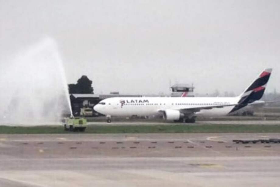 LATAM Airlines suspende operaciones en Venezuela