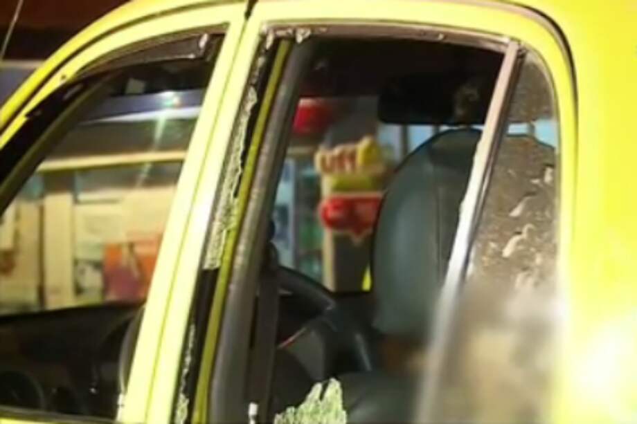 Asesinan a tiros a taxista de Bogotá en posible caso de venganza