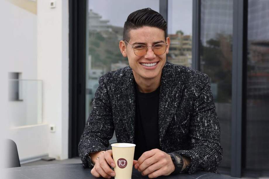 James Rodríguez no solo recibe ingresos de su trabajo como futbolista, sino que tiene múltiples empresas de comida, ropa y accesorios de las cuales también genera dividendos.