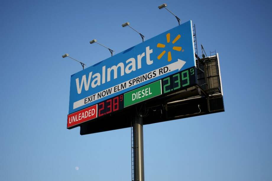 Wal-Mart fue acusado ante la justicia de haber vendido queso con celulosa. / Bloomberg News
