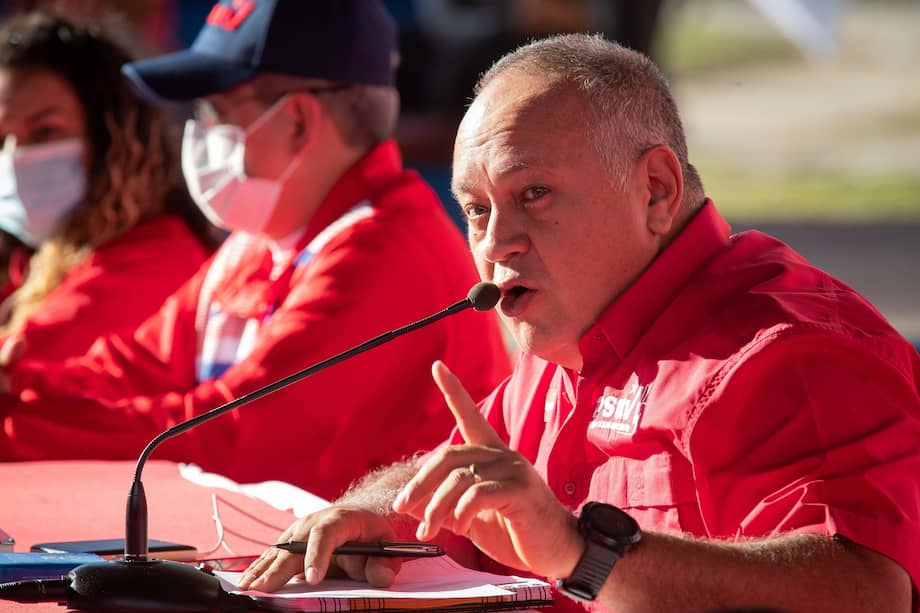 El líder chavista Diosdado Cabello habló sobre la crisis en el gobierno de Gustavo Petro.