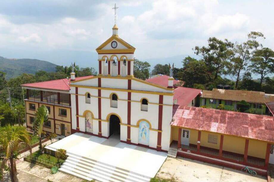 Presuntamente, las exfuncionarias justificaron el gasto manifestando que con el dinero se iba a cubrir una supuesta adición a un contrato de prestación de servicios. / Alcaldía de Pulí