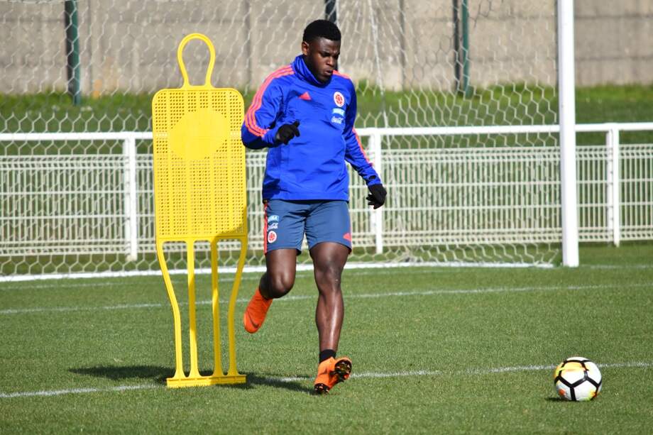 Duván Zapata, delantero de la selección colombiana de fútbol. / FCF