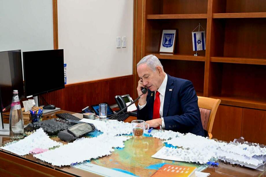 El primer ministro de Israel, Benjamín Netanyahu, dice que está actuando con el "claro apoyo" del presidente de Estados Unidos, Donald Trump, en sus ataques a Irán.