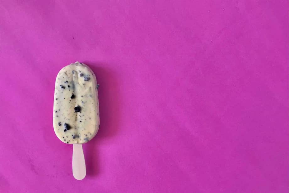 Para esta receta solo necesitarás galletas, crema de leche y leche condensada.