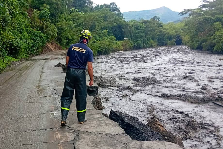 La actual emergencia invernal deja 14 emergencias en múltiples puntos del departamento. Facatativá, el centor de la crisis.