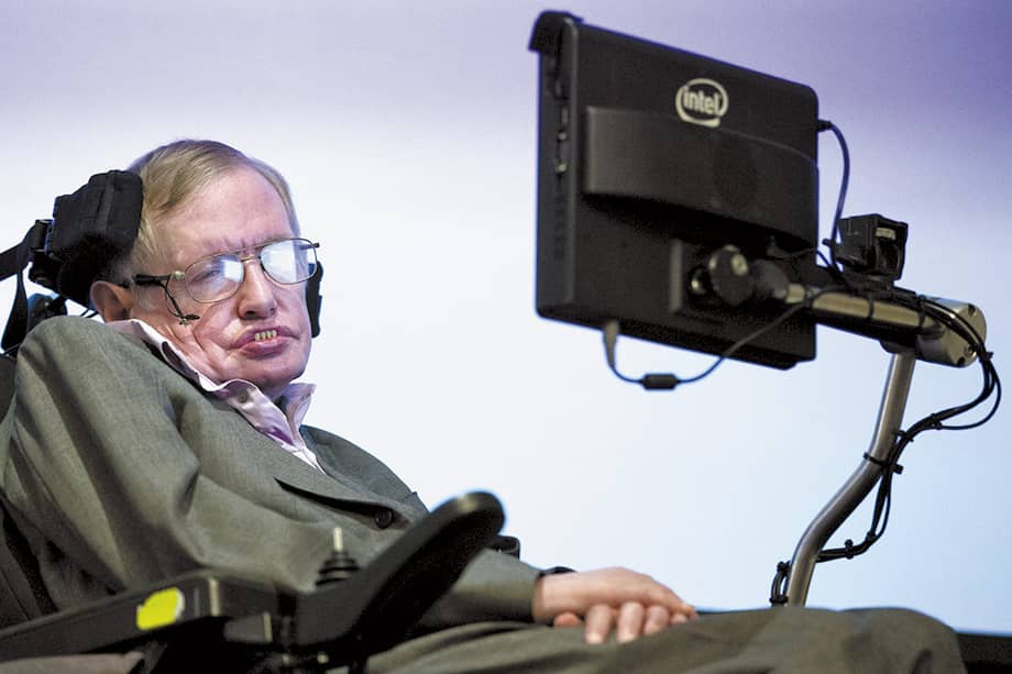 Desde 1997 Stephen Hawking cuenta con el respaldo de Intel, que investiga fórmulas para ayudarle a comunicarse. / AFP