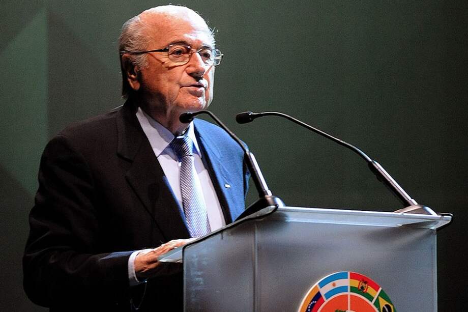 Joseph Blatter, presidente de la Fifa, ofrece su discurso en el congreso ordinario de la Conmebol. Foto: AFP