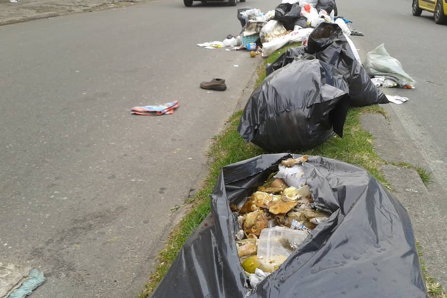 Algunas de la zonas donde aún no se recoge la basura.