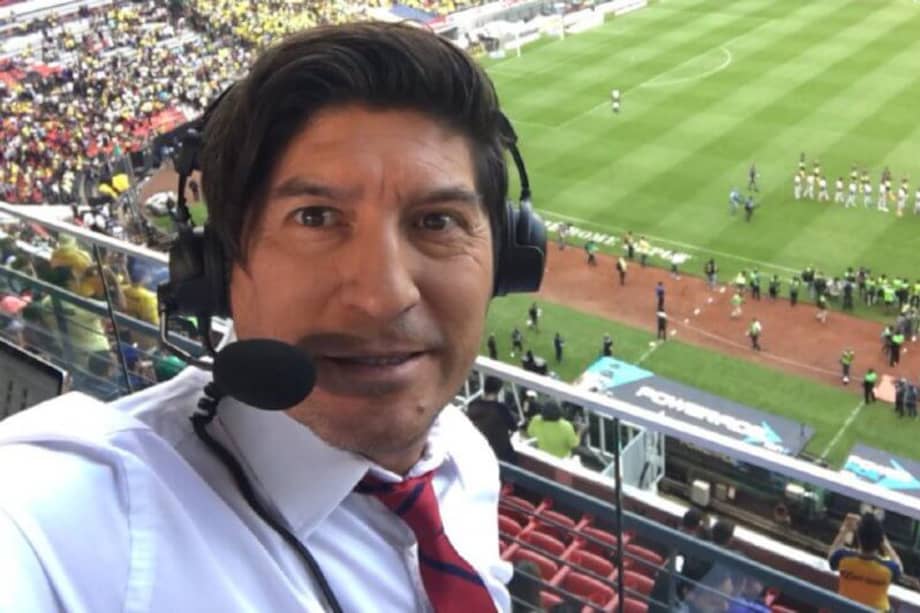 Iván “Bam Bam” Zamorano en su época de jugador de la selección chilena de fútbol. / EFE