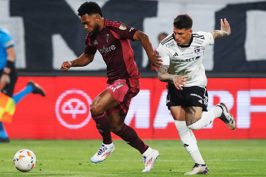 El delantero colombiano Miguel Borja fue titular en la visita de River Plate a Colo Colo. EFE/ Osvaldo Villarroel