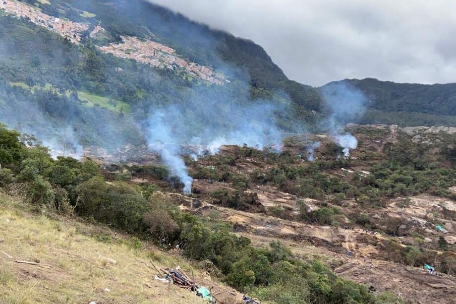 Capturan a nueve personas por incendios e invasión en el parque Ecológico Entrenubes