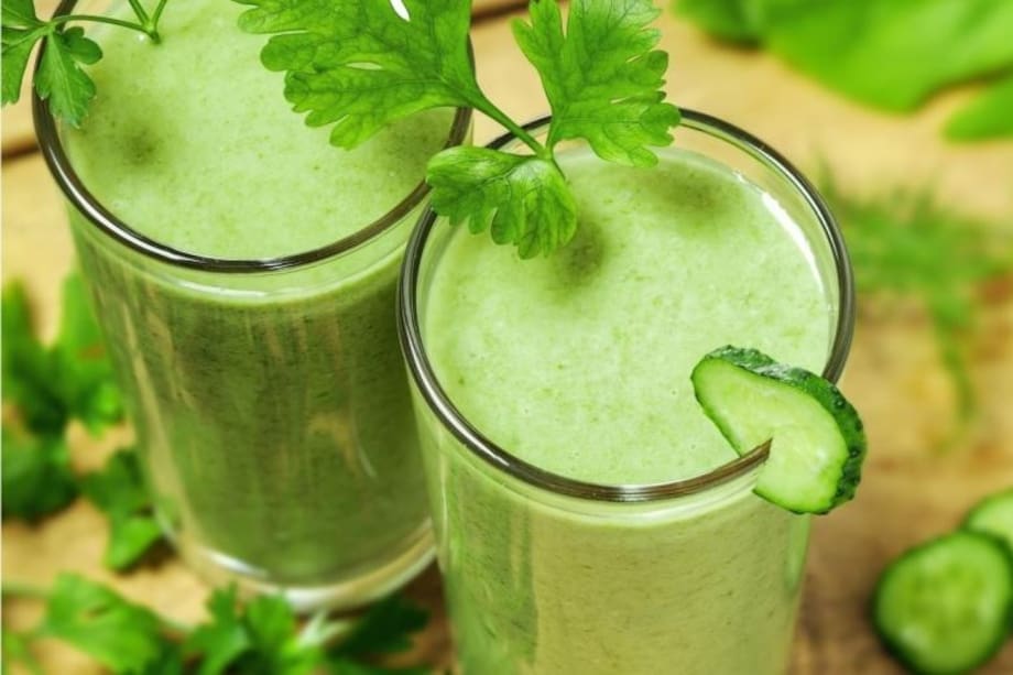 Batido de pera, piña y pepino